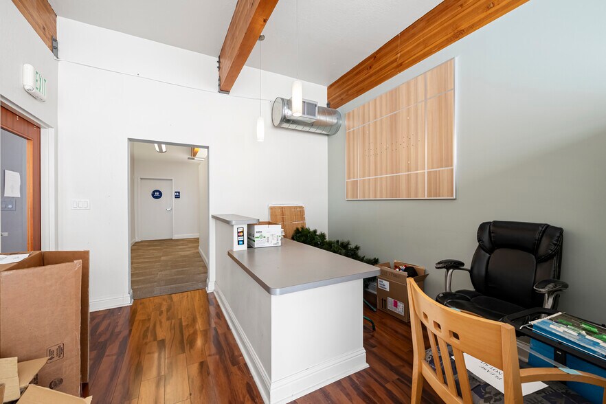 More Photos Of 2211 Bush St, San Francisco Medical For Sale