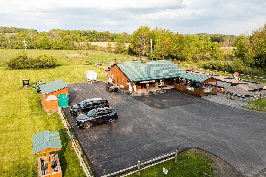 More Photos Of 1364 County Highway 12 rd, Mount Vision Storefront For Sale