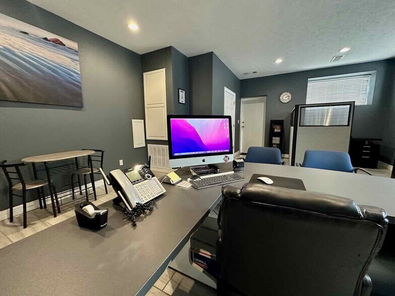 More Photos Of 8351 Bryant Dr, Silsbee Warehouse For Sale