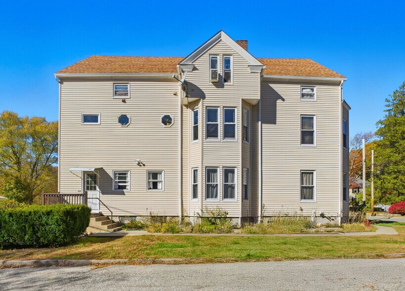 More Photos Of 248 Church St, Pascoag Apartments For Sale