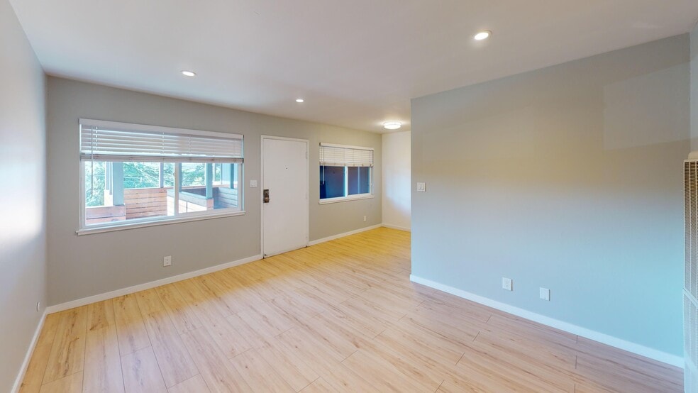 More Photos Of 550 Fairmount Ave, Oakland Apartments For Sale