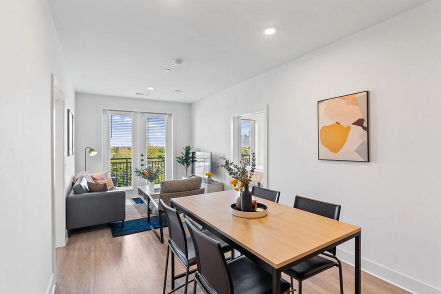 More Photos Of 713 Richmond Ave, Houston Apartments For Lease