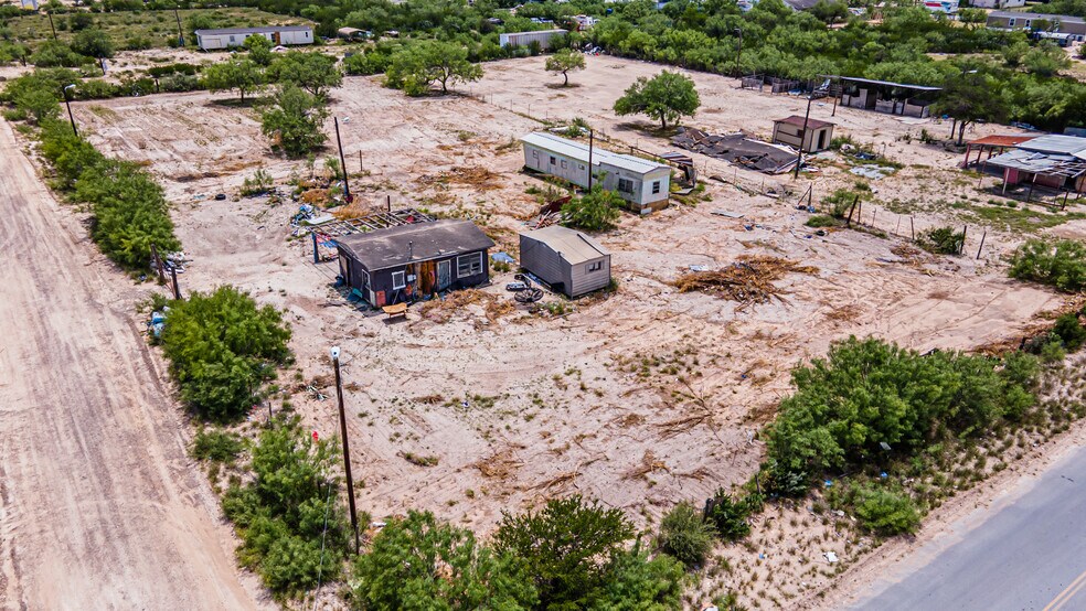 More Photos Of 105 Meirs St, Laredo Land For Sale