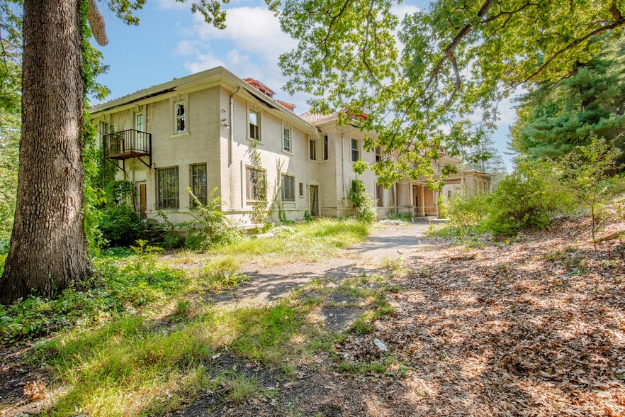 More Photos Of 855-887 Broadway, Paterson Land For Sale