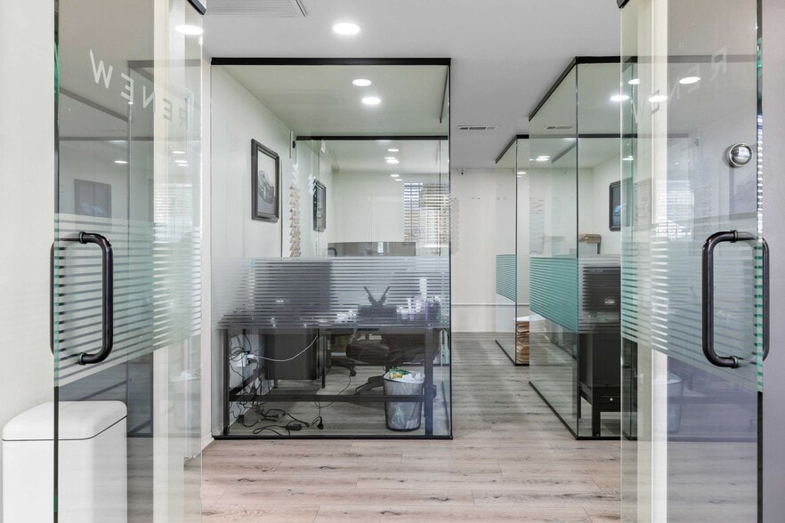 More Photos Of 7400 San Fernando Rd, Sun Valley Warehouse For Sale