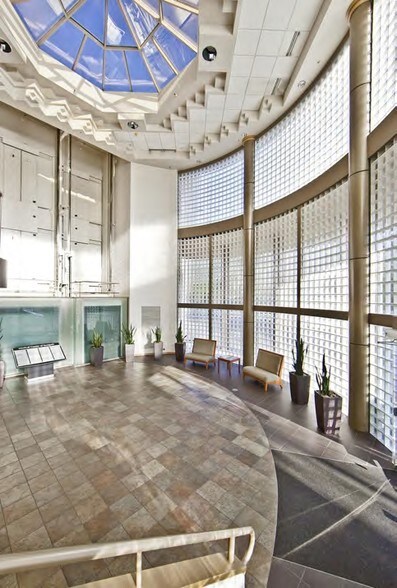 More Photos Of 450 NW Gilman Blvd, Issaquah Medical For Lease