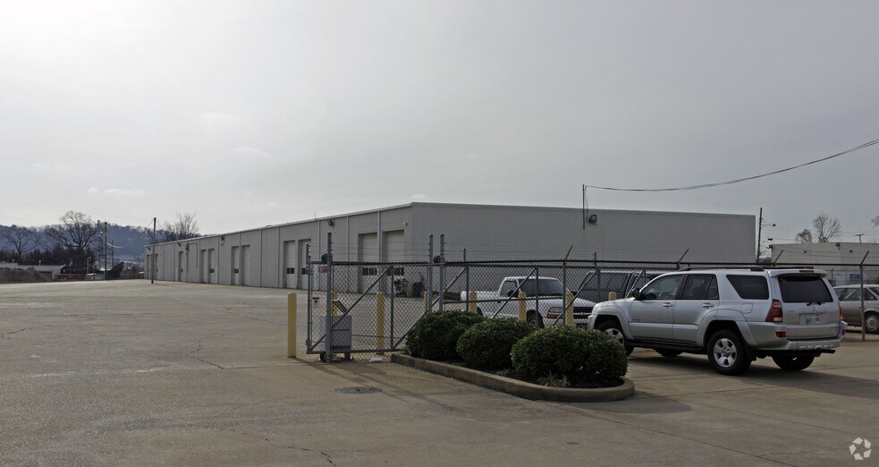 More Photos Of 1901 Polk St, Chattanooga Warehouse For Lease