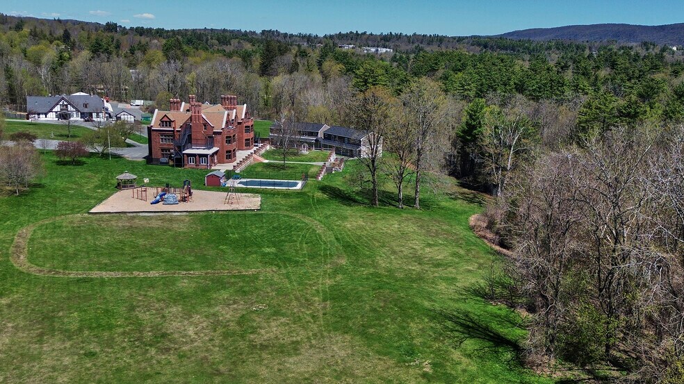 More Photos Of 349 Old Stockbridge Rd, Lenox Specialty For Sale