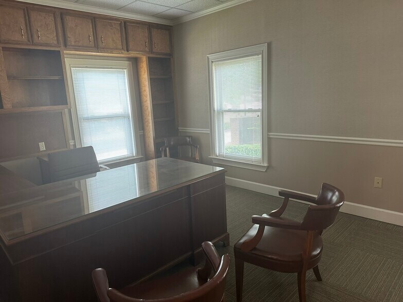 More Photos Of 2601 Commons Blvd, Augusta Office For Lease