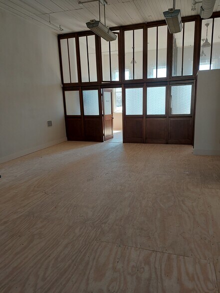 More Photos Of 207-211 E Main St, Watertown Office For Lease