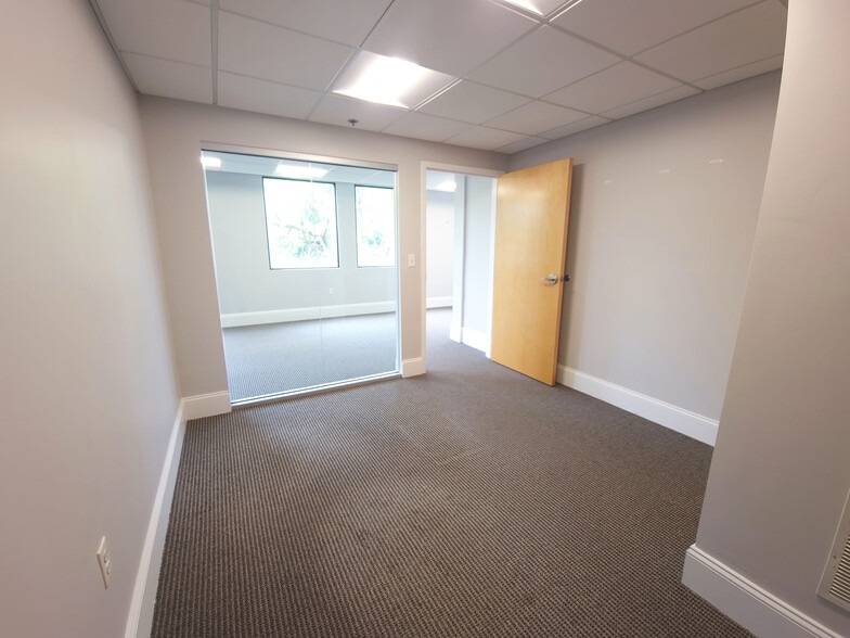 More Photos Of 32-34 Main Street Ext, Plymouth Office For Lease