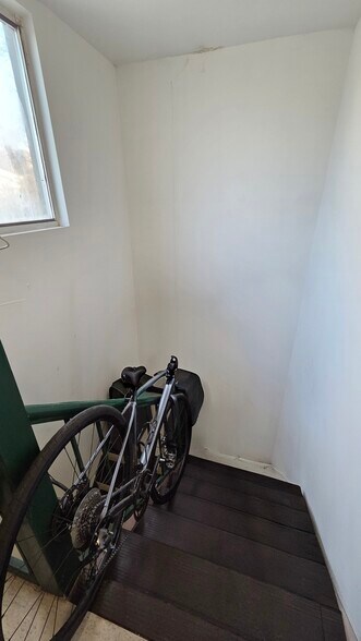 More Photos Of 76-18 Grand Central Pky, Forest Hills Apartments For Sale