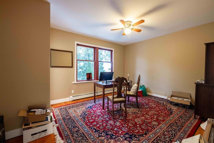 More Photos Of 4355 Granville St, Vancouver Schools For Sale