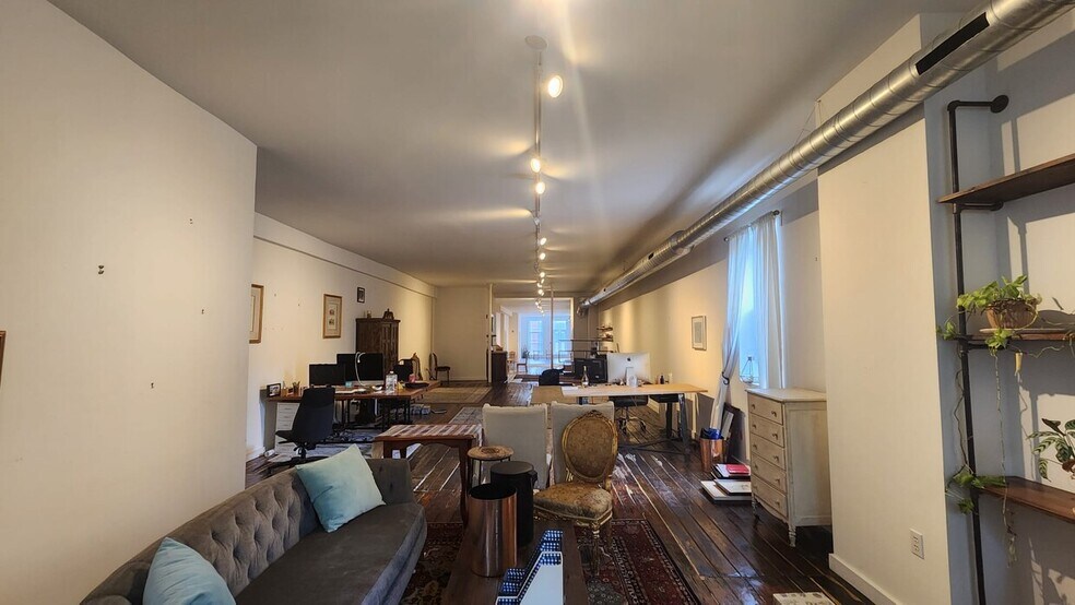 More Photos Of 16 N 3rd St, Philadelphia Storefront Retail Residential For Lease