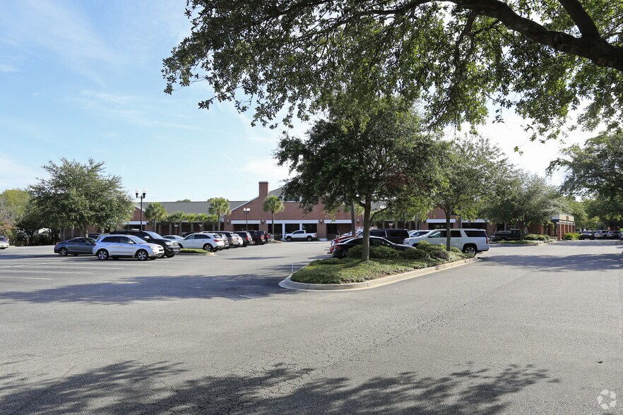 More Photos Of 730 Coleman Blvd, Mt Pleasant Unknown For Lease
