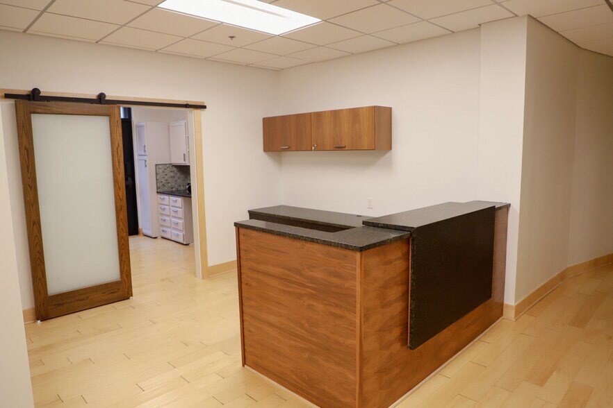 More Photos Of 4301 Canal Ave SW, Grandville Office For Lease