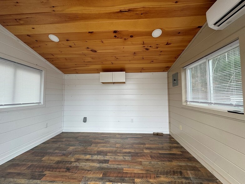 More Photos Of 9560 US 6, Wellsboro Office For Lease