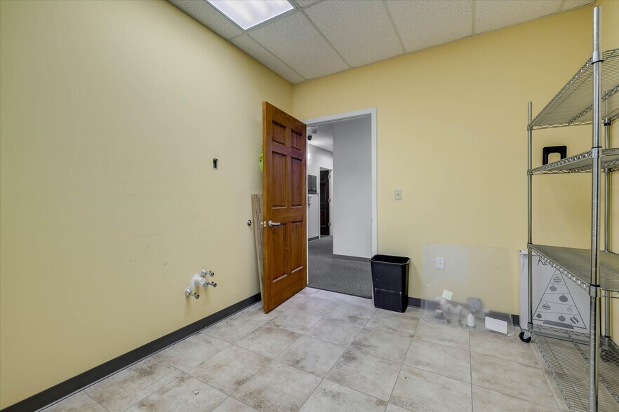 More Photos Of 1466 Columbia Hwy N, Aiken Medical For Sale