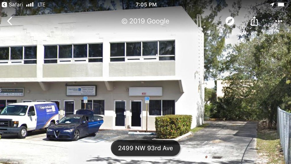 More Photos Of 2441 NW 93rd Ave, Miami Showroom For Sale