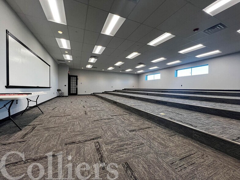 More Photos Of 16989 Madison Rd, Nampa Manufacturing For Lease