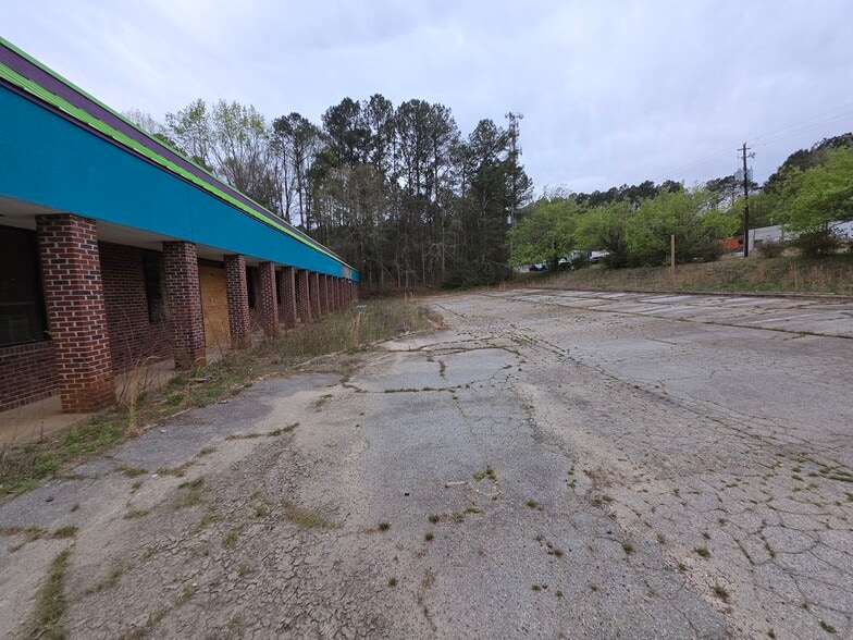 More Photos Of 106 Commerce St, Fayetteville Storefront Retail Office For Sale