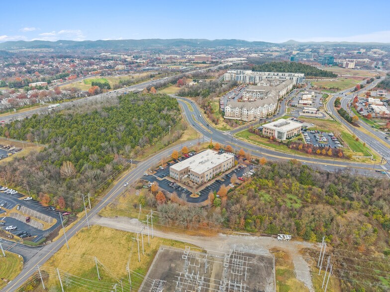 More Photos Of 2179 Edward Curd Ln, Franklin Loft Creative Space For Sale