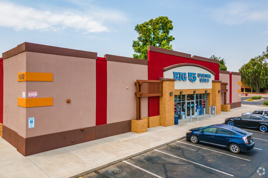 More Photos Of 10214 N Metro Pky, Phoenix Unknown For Lease