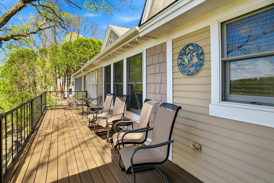 More Photos Of 305 River St, Osceola Hospitality For Sale