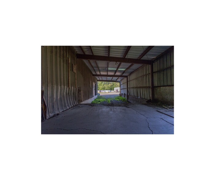 More Photos Of 189 Commercial St, Genesee Industrial For Sale