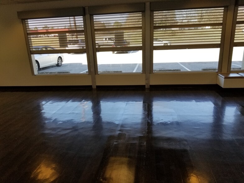 More Photos Of 6301-6313 Stage Rd, Memphis Storefront Retail Office For Sale