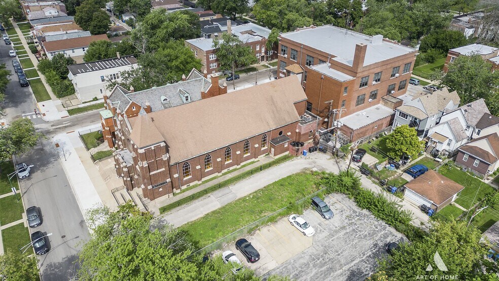 More Photos Of 700 E 91st St, Chicago Religious Facility For Sale