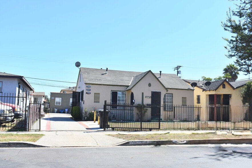 More Photos Of 1738 W 82nd St, Los Angeles Apartments For Sale