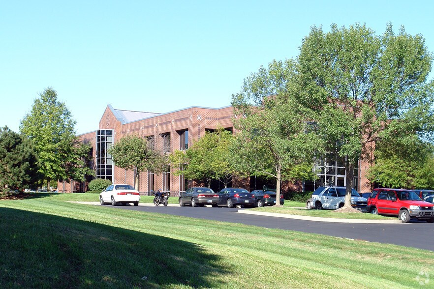 Primary Photo Of 3601 Vincennes Rd, Indianapolis Office For Sale