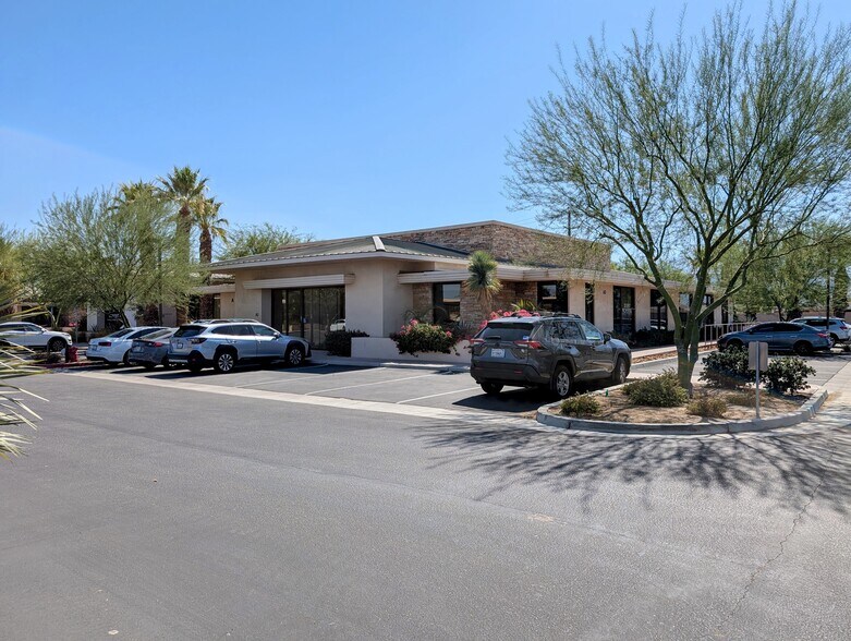 More Photos Of 74000 Country Club Dr, Palm Desert Office For Sale