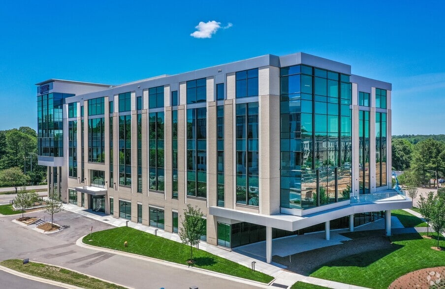 More Photos Of 3700 Glenwood Ave, Raleigh Unknown For Lease