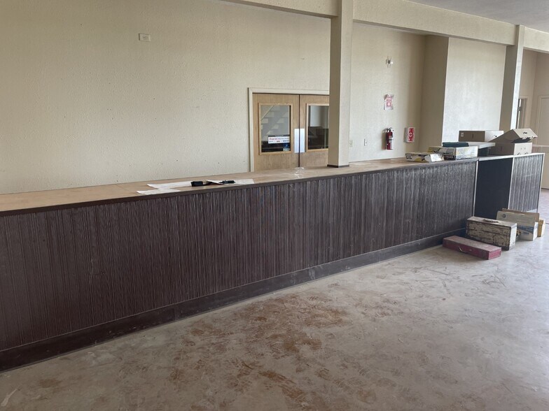 More Photos Of 4288 State Highway 70, Oroville Office For Sale