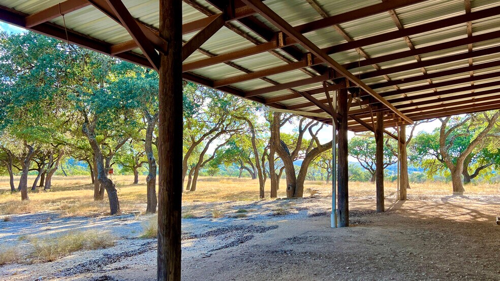 More Photos Of 111 Poehnert Rd, Boerne Land For Sale