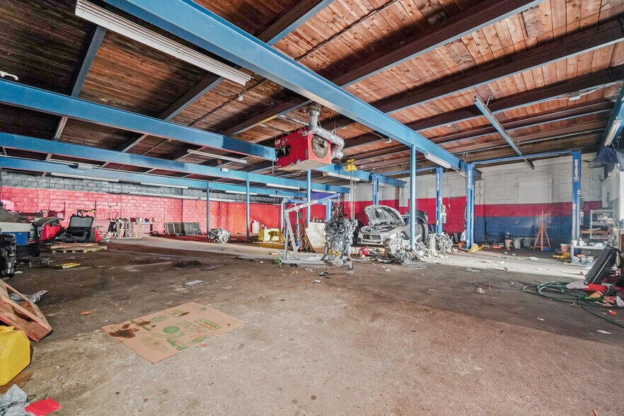 More Photos Of 72 PARKER St, Woonsocket General Retail For Sale