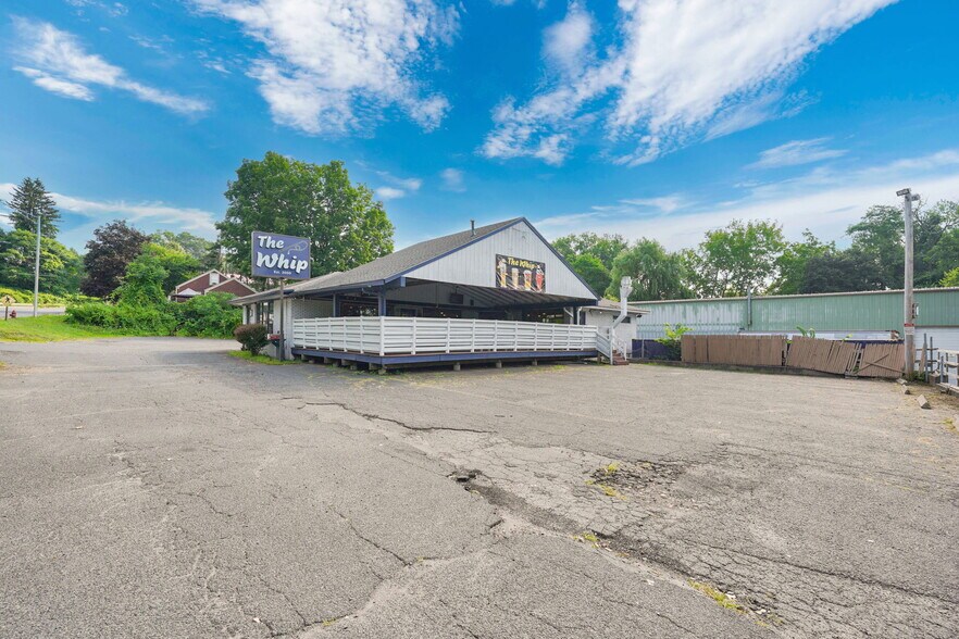 More Photos Of 287 N Elm St, Westfield Restaurant For Sale