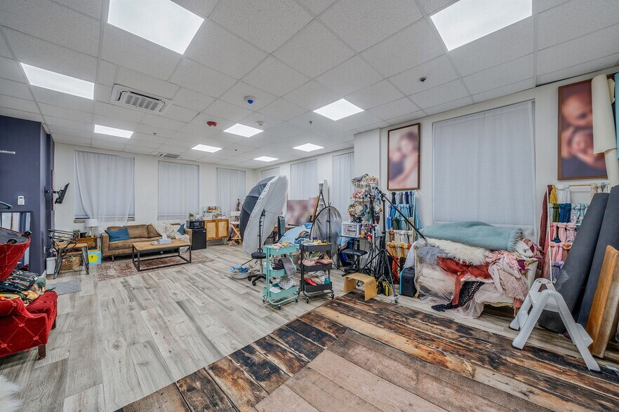 More Photos Of 263-265 Indian Head Rd, Kings Park Medical For Sale