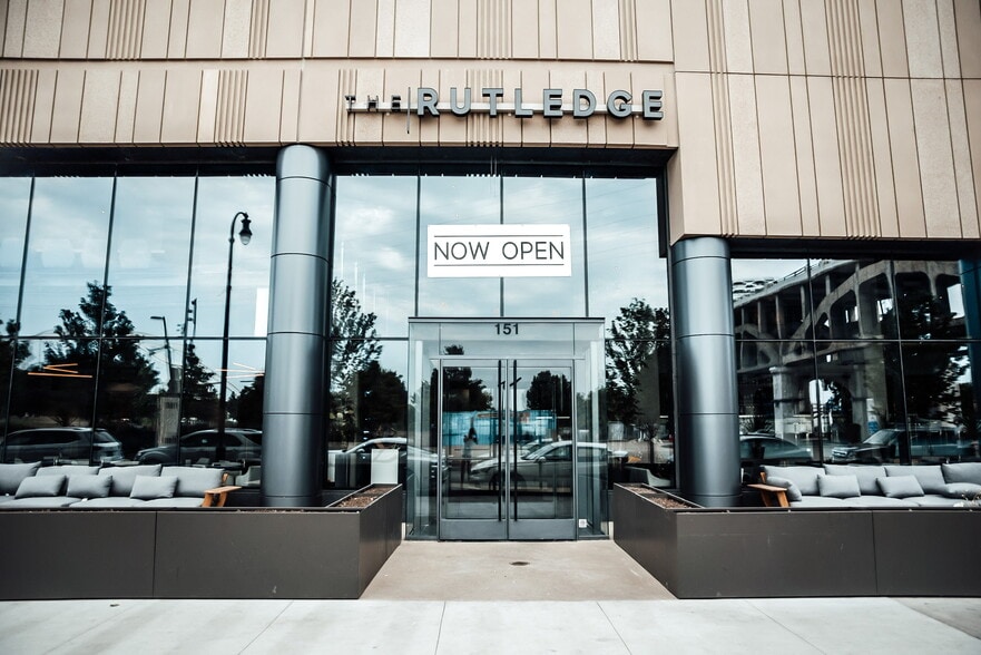 More Photos Of 151 1St Ave S, Nashville Restaurant For Sale
