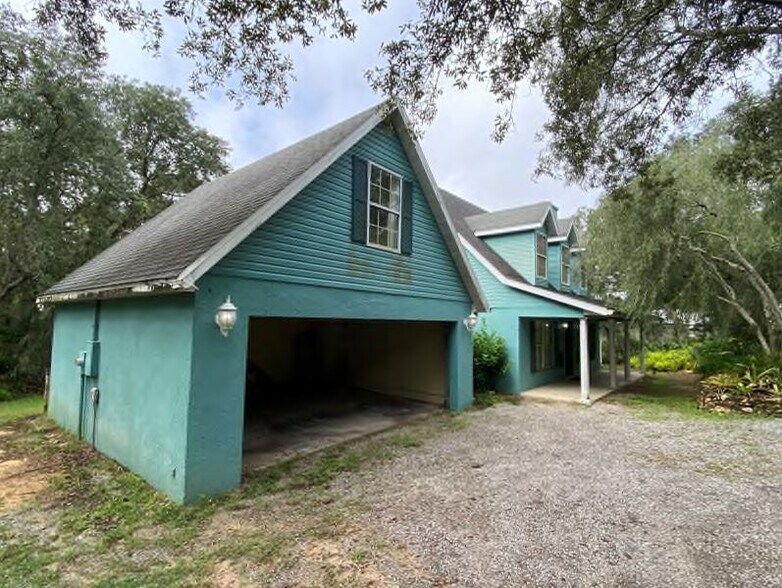 More Photos Of 17936 W Phil C Peters Rd, Winter Garden Garden Center For Sale