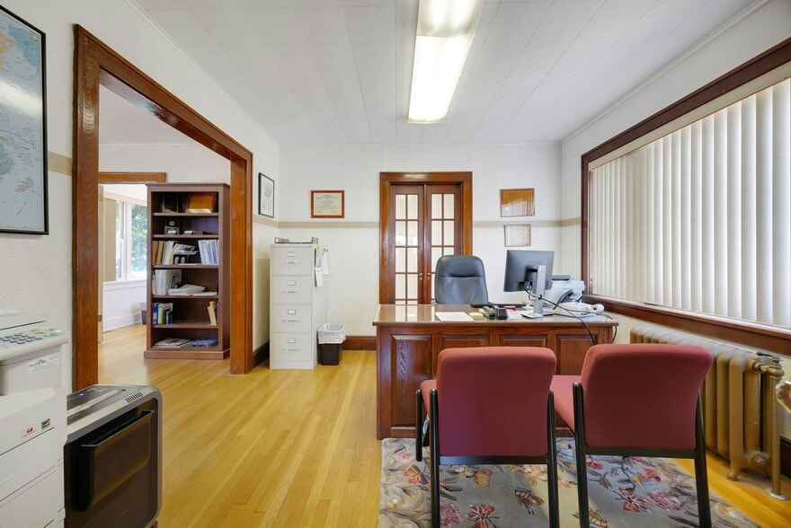 More Photos Of 225 Liberty St, Little Ferry Office For Sale