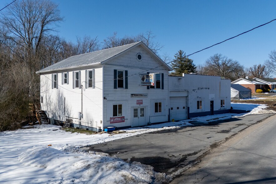 More Photos Of 164 Orchard dr, Timberville Light Distribution For Sale