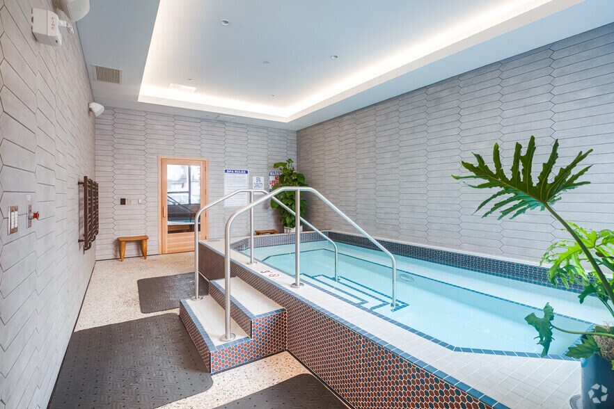 More Photos Of 650 Portland Ave S, Minneapolis Apartments For Lease