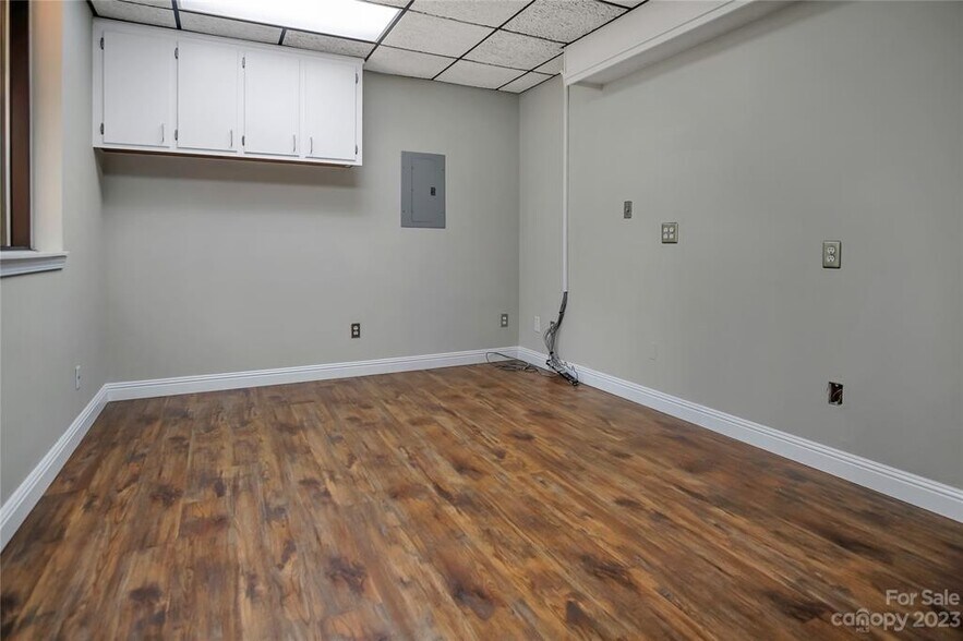 More Photos Of 510 W King St, Kings Mountain Medical For Lease