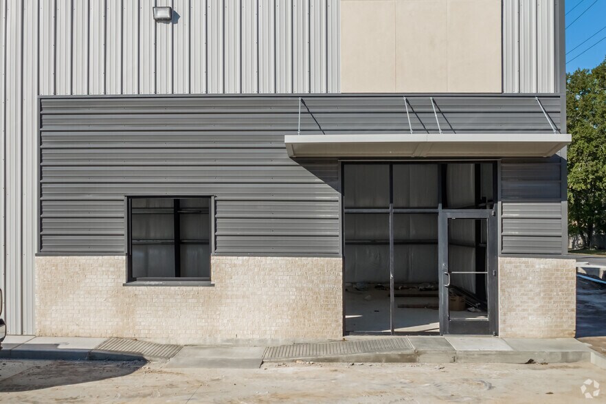 More Photos Of 5713 13th St, Katy Unknown For Lease