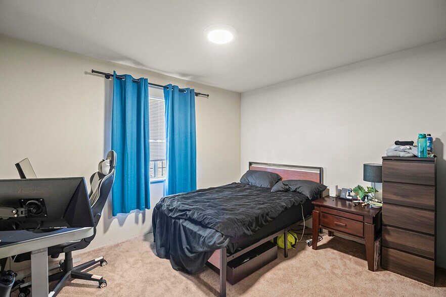 More Photos Of 1718 6th Ave, Oakland Apartments For Sale