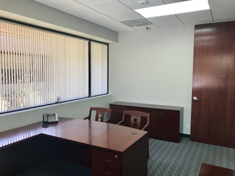 More Photos Of 1400 N Dutton Ave, Santa Rosa Medical For Sale