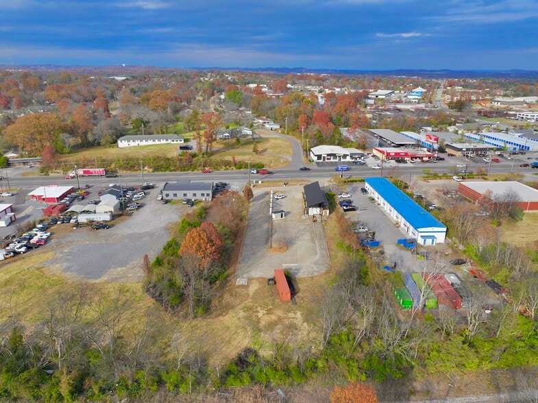 More Photos Of 669 W Main St, Hendersonville General Retail For Sale